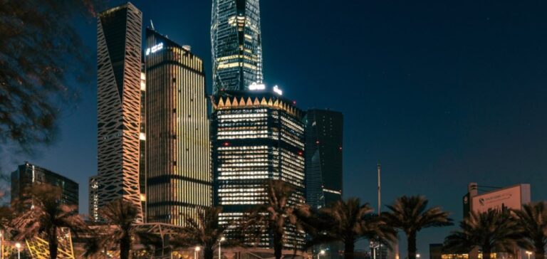 سداد القرض العقاري والتمويل العقاري في الرياض